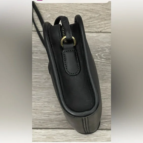 EUC Vtg Coach Black Leather Abbie Small Crossbody Bag J8U-9017 No Hang Tag - Picture 11 of 15